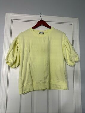 Evereve Sofi Short Sleeve Pleated Sweatshirt in yellow size Large